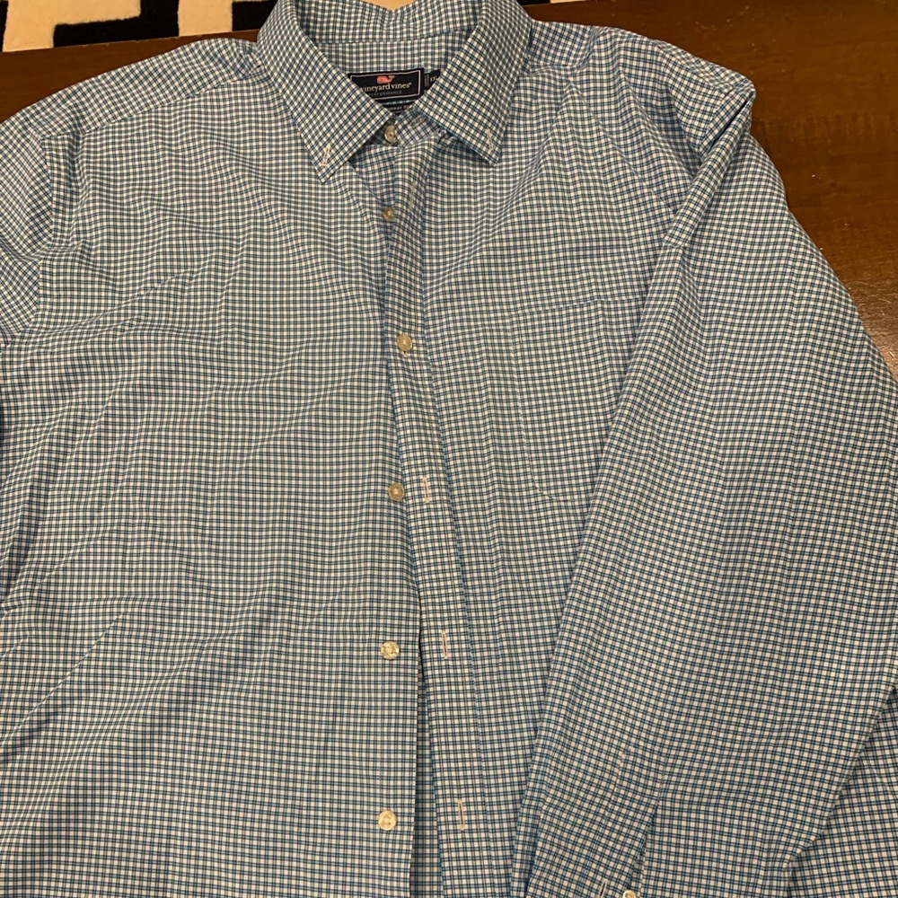 EUC Mens Vineyard Vines XXL Button Down Aqua/White Freshly Dry Cleaned.